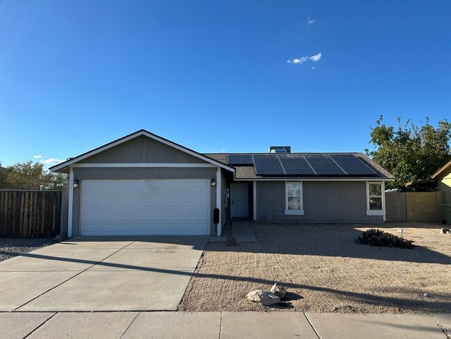 Building Photo - 6150 W Mauna Loa Ln