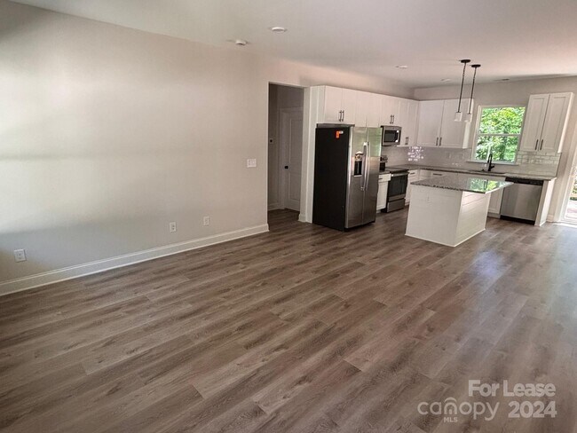 Foto del edificio - 787 Stratford Rd