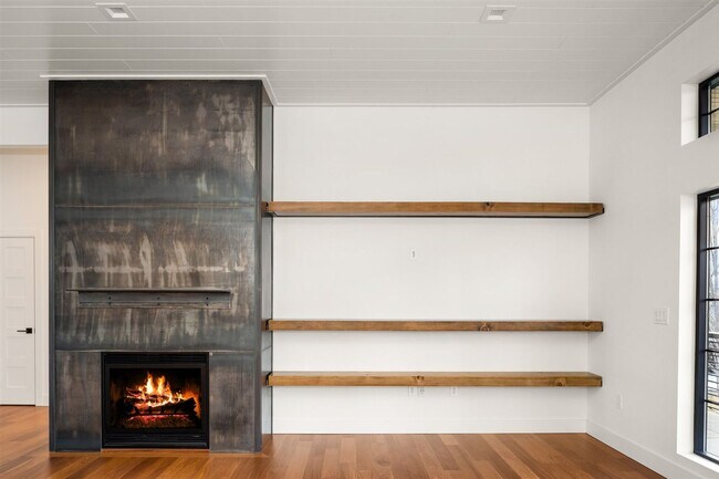 Building Photo - Modern Newly Built 4 Bed, 3 Bath Home!