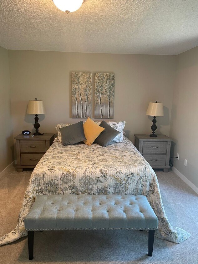 Primary Photo - Beautiful fully furnished townhouse on the Eagle Hills golf course!!!