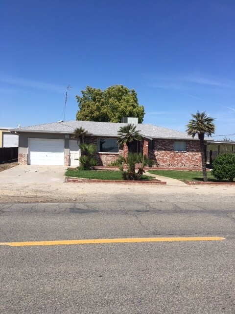 Foto principal - 3 BR 2 Bath