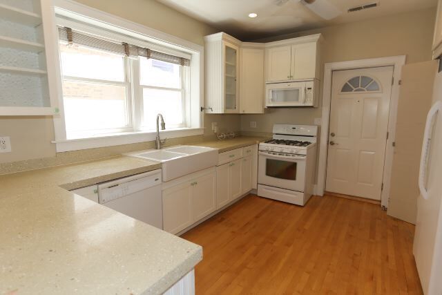 Foto del edificio - 2619 W Greenleaf Ave