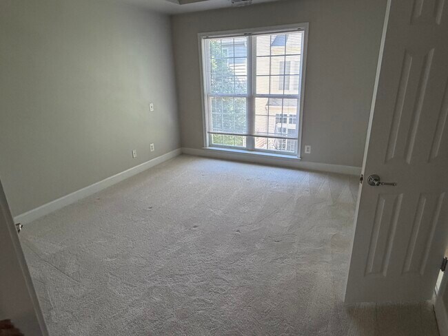 Foto del edificio - 14669 Crossfield Way