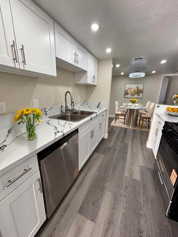 Building Photo - 28166 Via Princesa