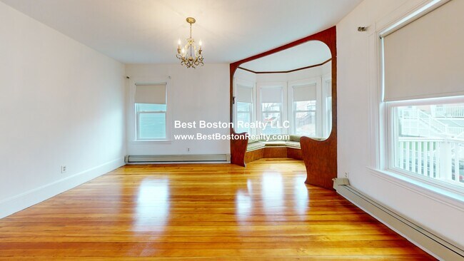 Foto del edificio - 66 Sagamore Ave