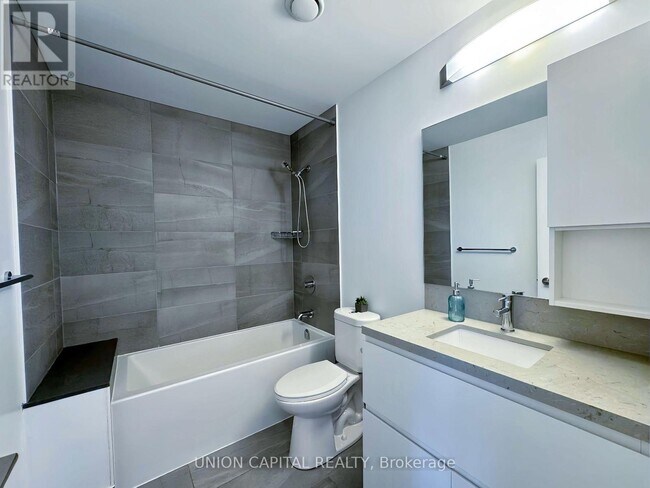 Building Photo - 15 Water Walk Dr