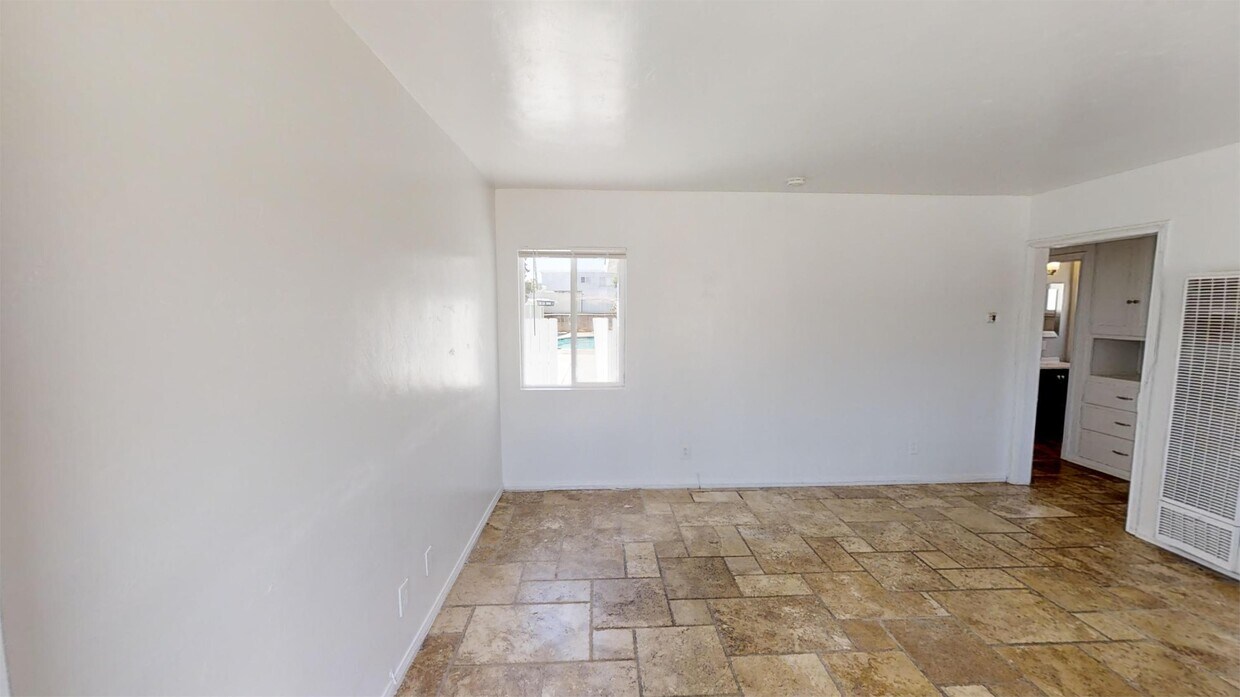 Foto principal - 4840 Art St