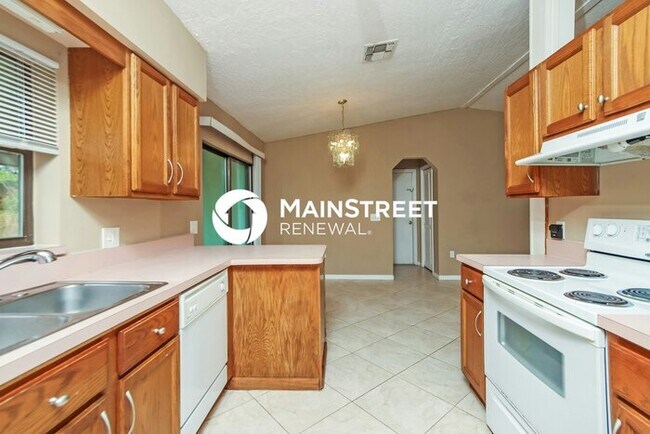 Building Photo - 3 Bedroom Pet-Friendly Home in Palm Bay, FL with Main Street Renewal