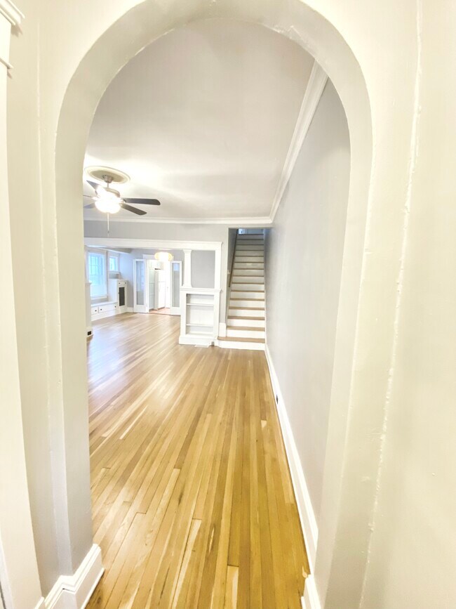 Foto del edificio - 2684 Hampshire Rd