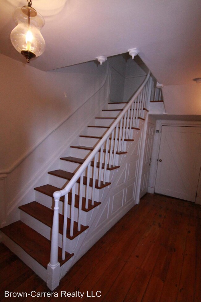 Building Photo - 2 br, 1.5 bath House - 38536 Hughesville Rd