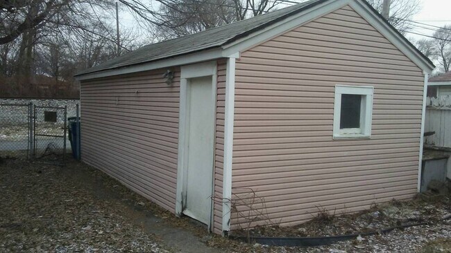 Building Photo - 1256 Sherman St