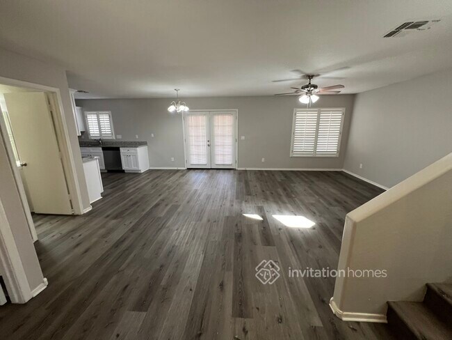 Foto del edificio - 12406 W Larkspur Rd
