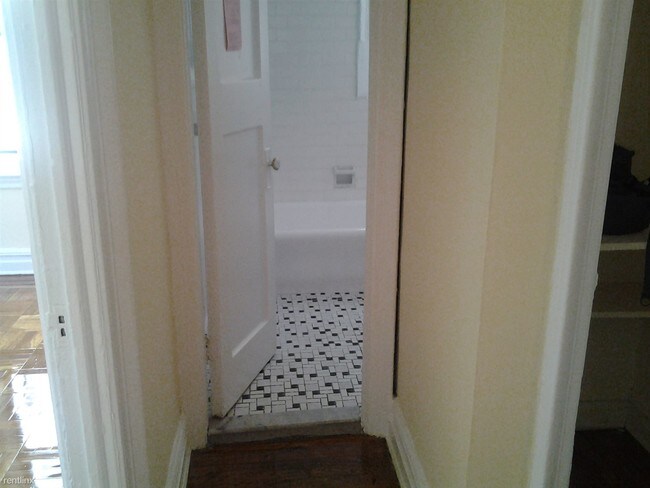 Foto del edificio - 8620 Park Ln S
