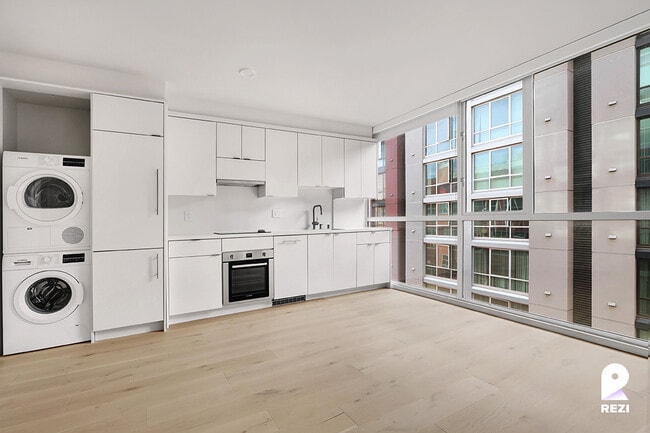 Foto del edificio - 570 Jessie St