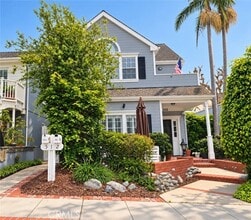 Building Photo - 512 Dahlia Ave