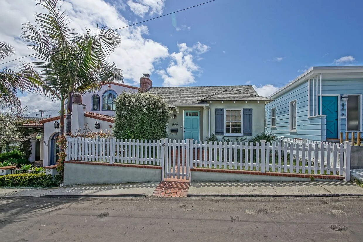 Foto principal - Beautifully Remodeled, Bright & Airy 3BR2B...