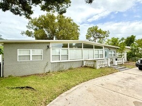 Building Photo - 6613 Orchard Dr N