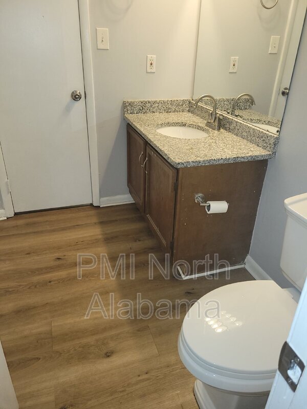 Foto del edificio - 1203 North St SE