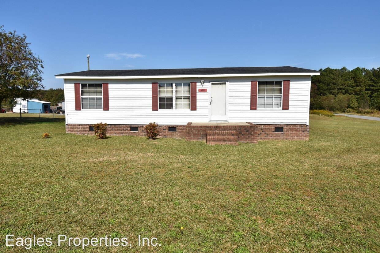 6313 Wayne Memorial Dr, Pikeville, NC 27863 House Rental in Pikeville