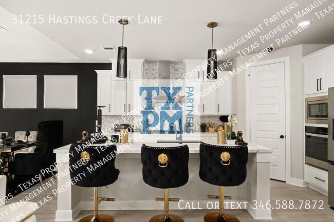 Foto del edificio - 31215 Hastings Creek Ln