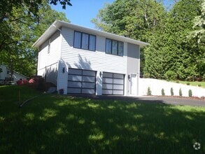 Building Photo - 4316 Hilltop Rd