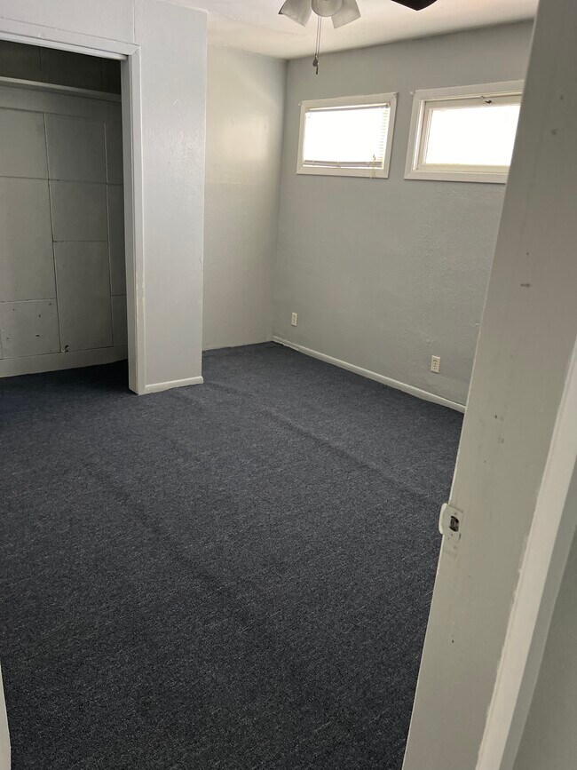 Building Photo - 1630 Keeler Ave