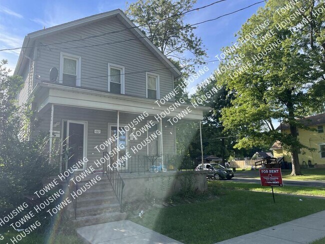 Foto del edificio - 487 Hawley St