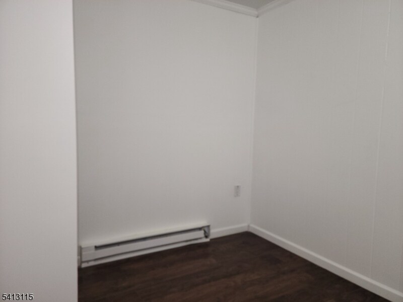 Foto del edificio - 103 Belleville Ave