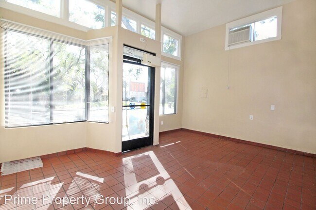 Building Photo - 1 br, 1 bath House - 2347 82nd. Ave.