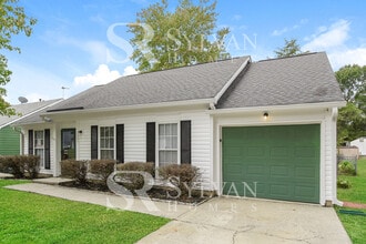 Building Photo - 1531 Crestdale Rd