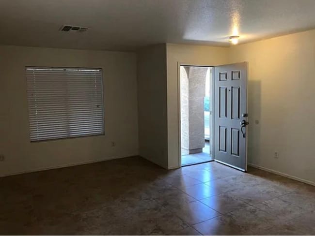 Foto del edificio - 1293 S Bridgegate Dr