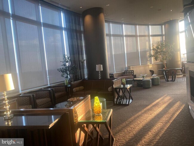 Foto del edificio - 5750 Bou Ave