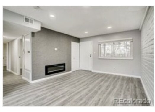 Building Photo - 6800 E Tennessee Ave