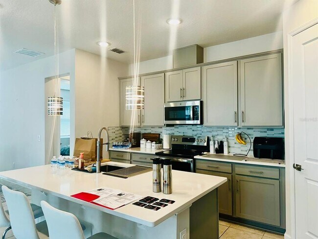 Foto del edificio - 10208 Spring Lake Dr