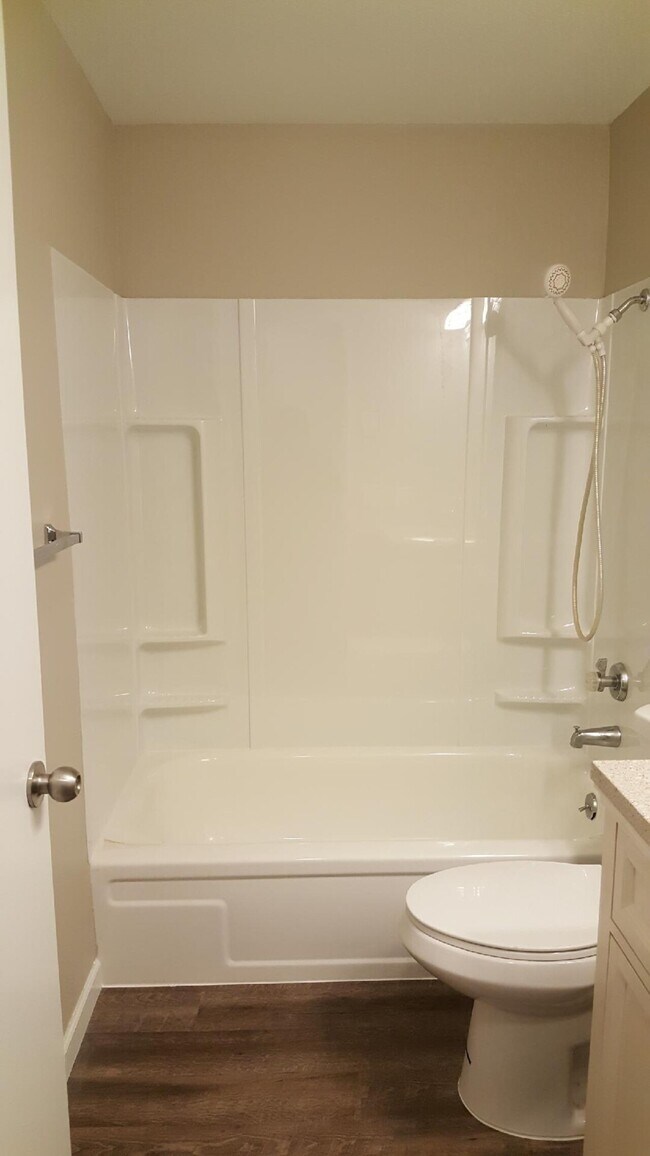 Building Photo - CedarCrest Apart - 2