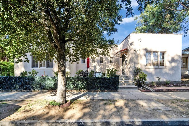 Foto del edificio - 1002 Hope St