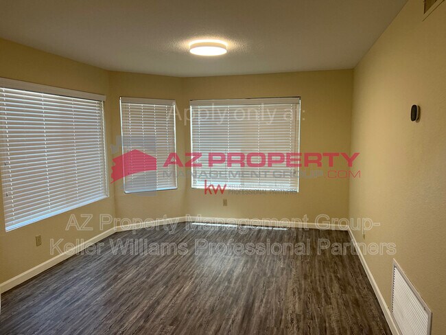 Building Photo - 6732 W Kimberly Way