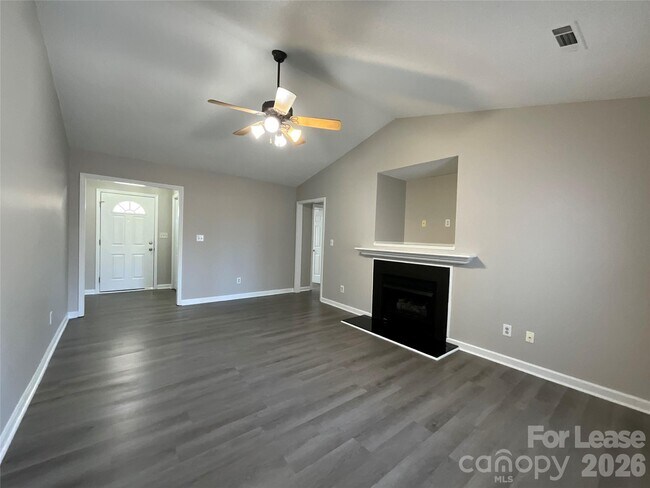 Foto del edificio - 1742 Park Terrace Ln