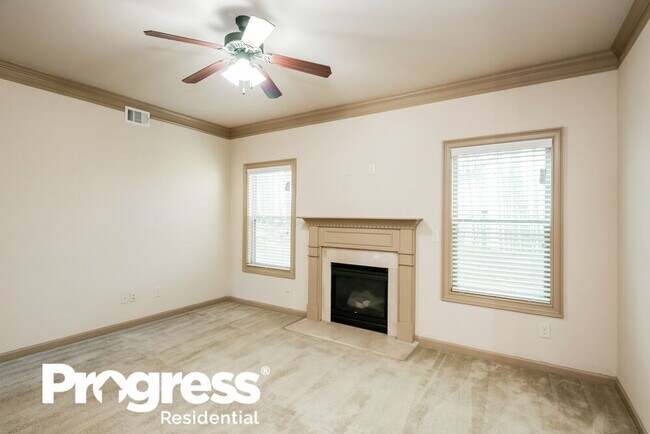 Building Photo - 1798 Bridle Rd