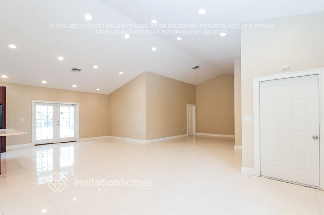 Foto del edificio - 2202 Curtis Dr N