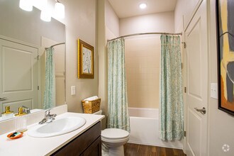 1 BR, 1BA - Silver Collection At Carl D Silver