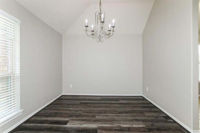 Foto del edificio - 10 Maple Mill Ct
