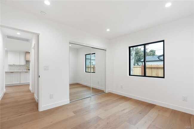 Foto del edificio - 8334 Winsford Ave