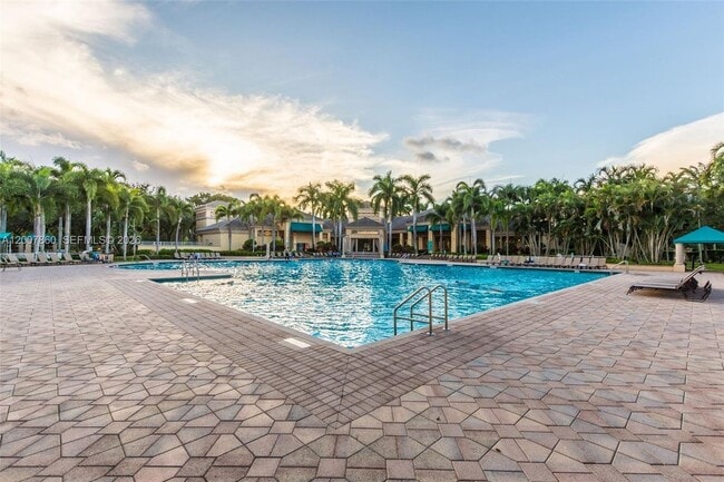 Foto del edificio - 1381 NW 144th Ave