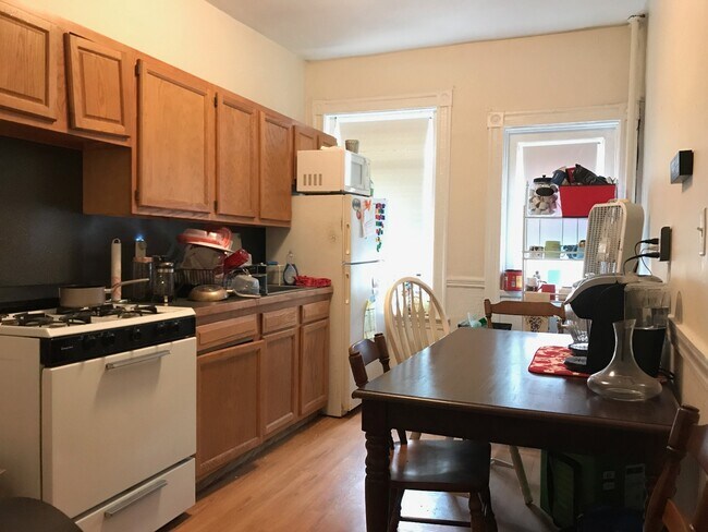 Building Photo - 11 Mt Hood Rd