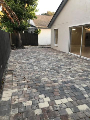 Building Photo - 1424 Waterway Cove Dr