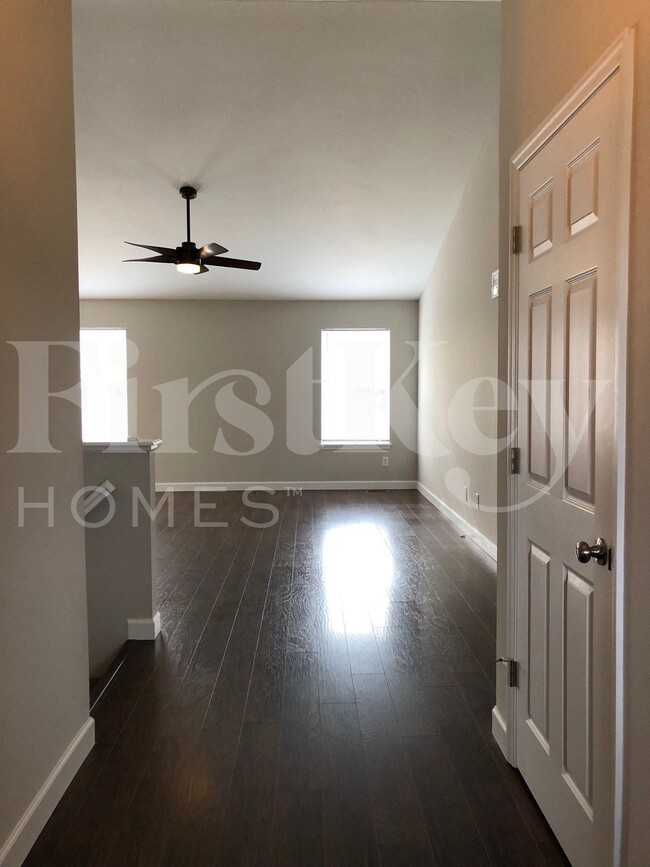 Foto del edificio - 1503 Jordan Lee Ct