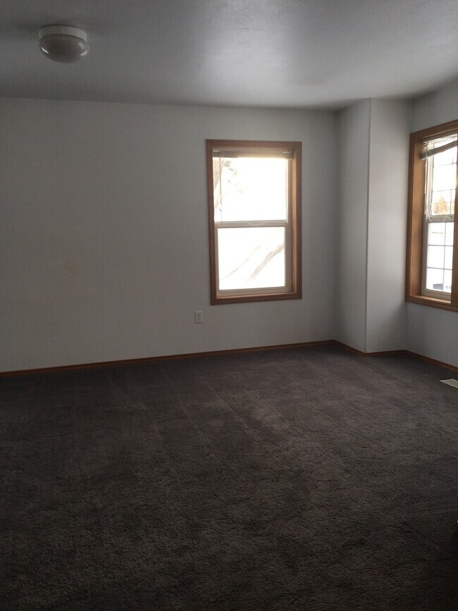 Foto del edificio - 4 Bd/2.5 Ba located on Pioneer Hill!