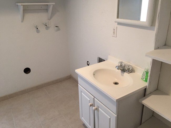 Building Photo - 2093 W 4400 S