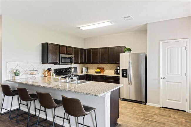 Foto del edificio - 15117 Diamondleaf Cove